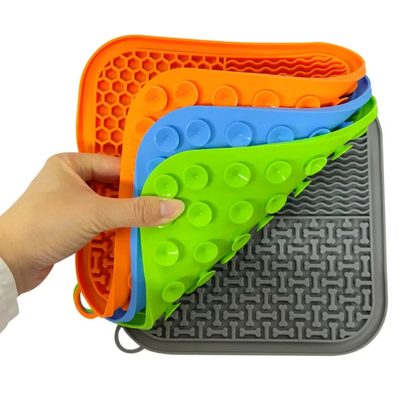 Tapis de léchage en silicone — calme et bien-être