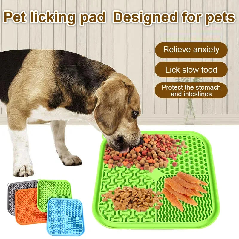 Tapis de léchage en silicone pour chien